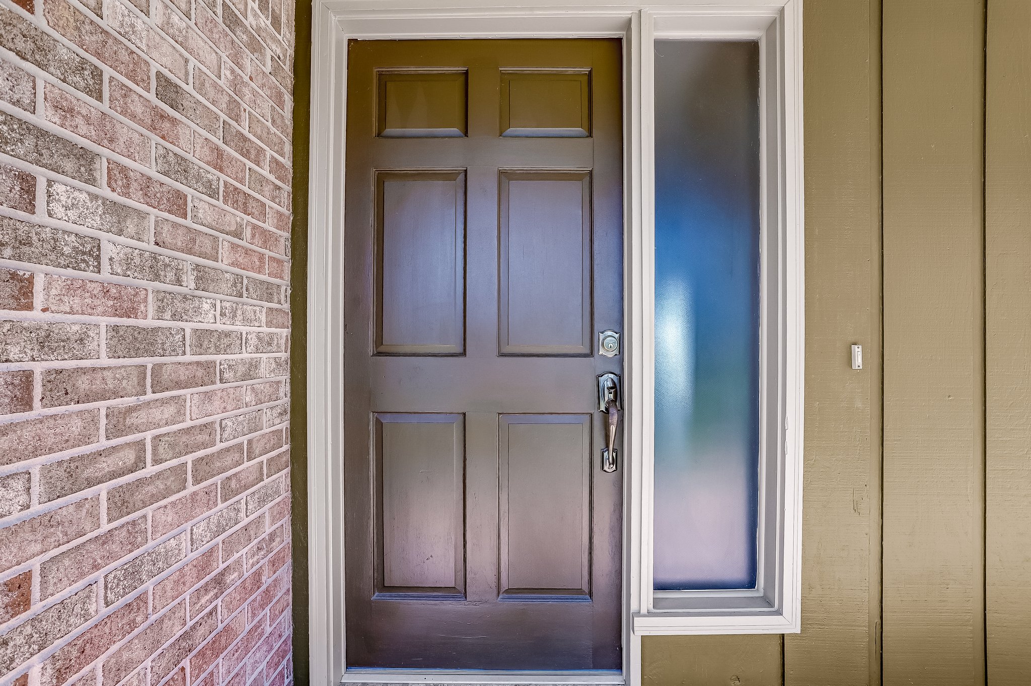 Front Entry Detail