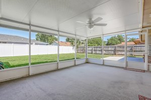 Screened-in Porch