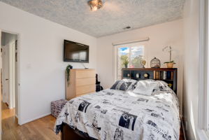  Chatwin Ave -039