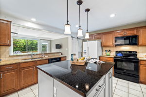 3807 Dogwood Dr-16
