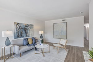 008_38072 Woodruff Dr 