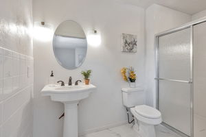 043_38072 Woodruff Dr 