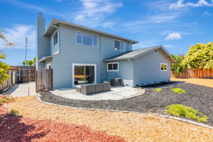 045_38072 Woodruff Dr 