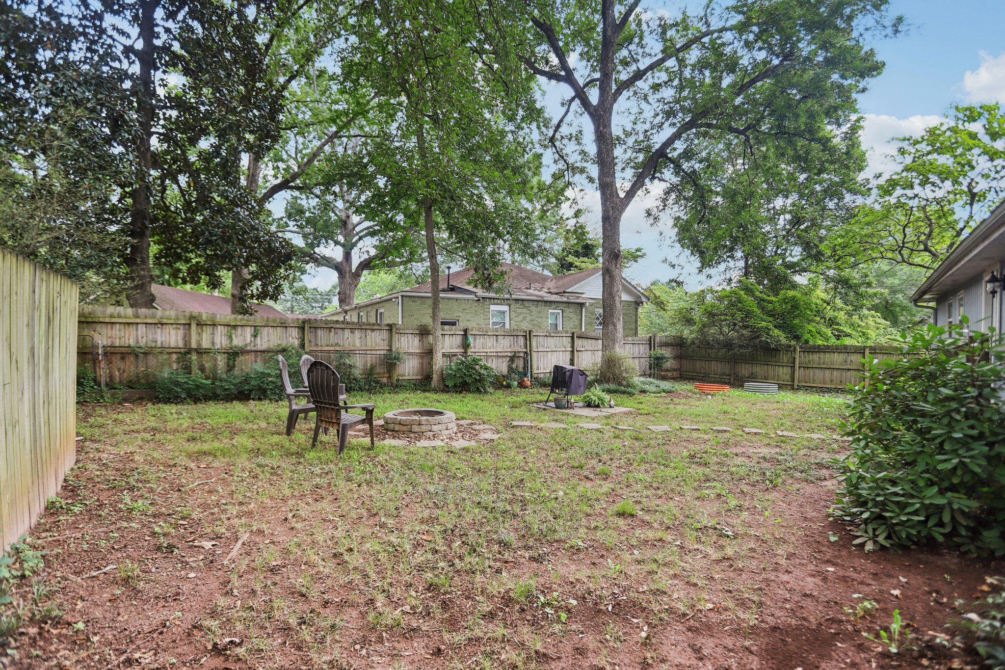 Turner Heights Dr-S1308-027.jpg