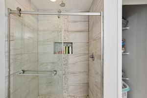 Turner Heights Dr-S1308-023.jpg