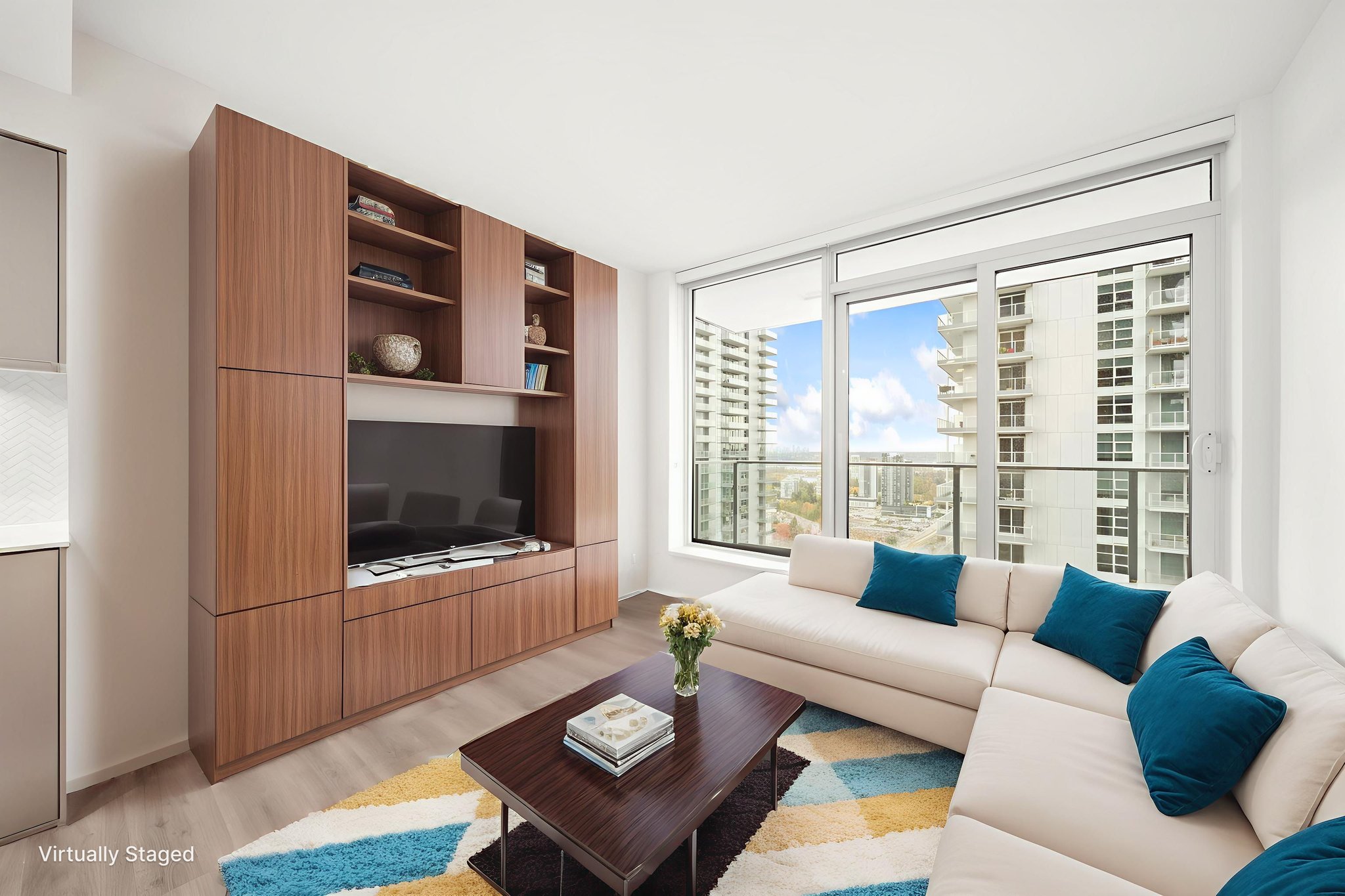 DSC08196 virtually staged.jpeg