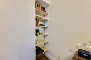  Photo 31