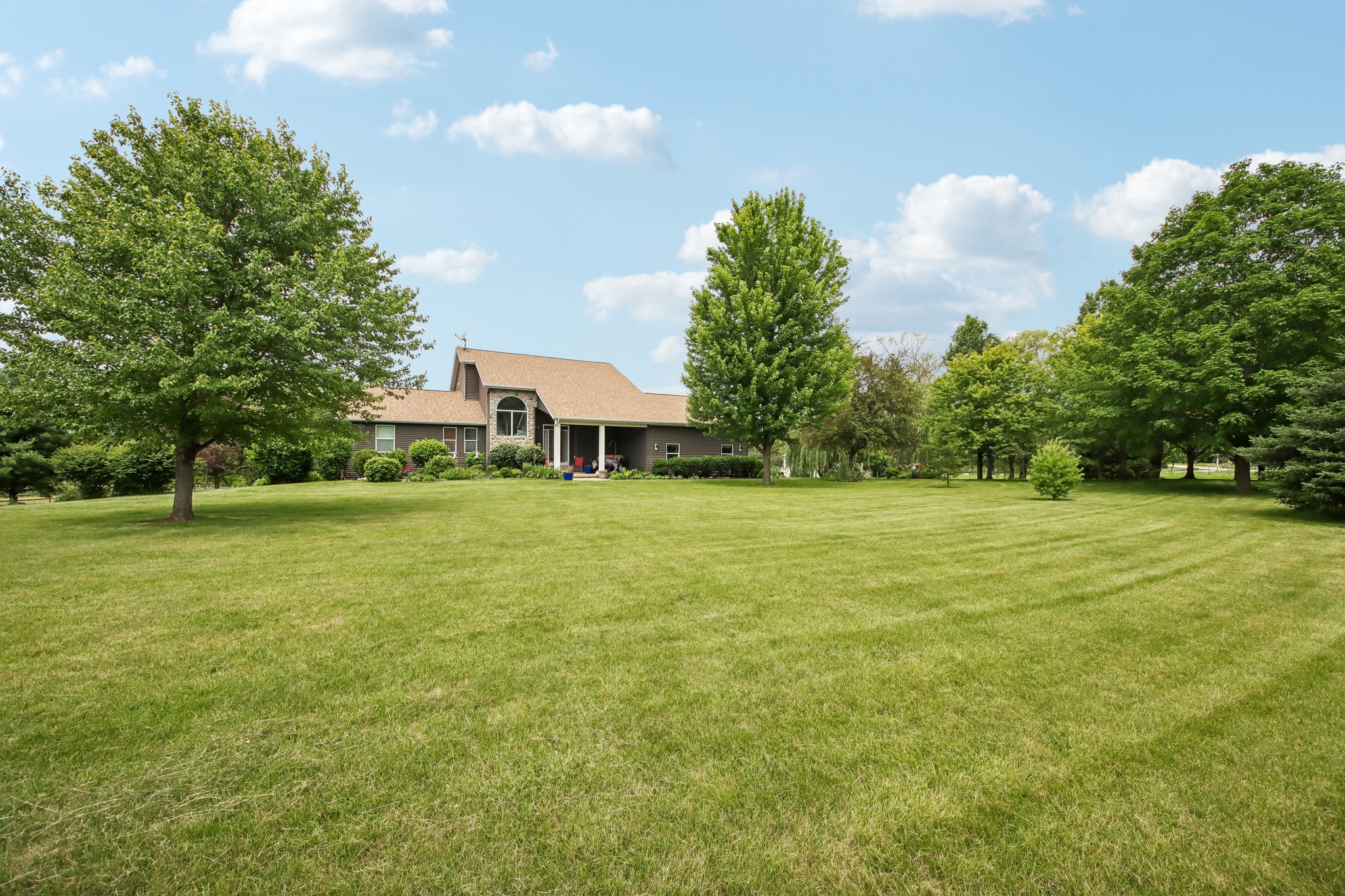 Standish Rd-S2906-004.jpg