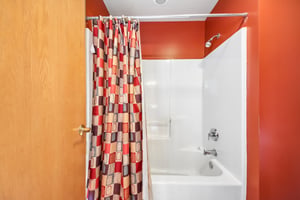 Standish Rd-S2906-042.jpg