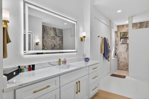 Primary Bathroom 2 of 7