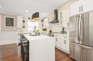 381 Garden St, West Islip, NY 11795, US Photo 18