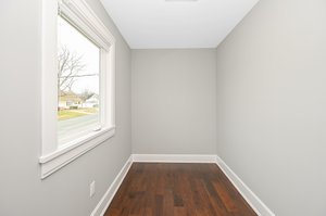 381 Garden St, West Islip, NY 11795, US Photo 34