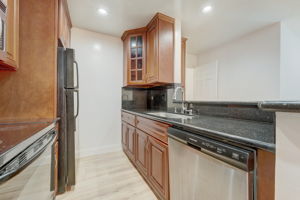 Half Moon Ln-016