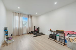 Half Moon Ln-027