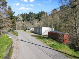  Photo 24