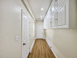  Photo 49