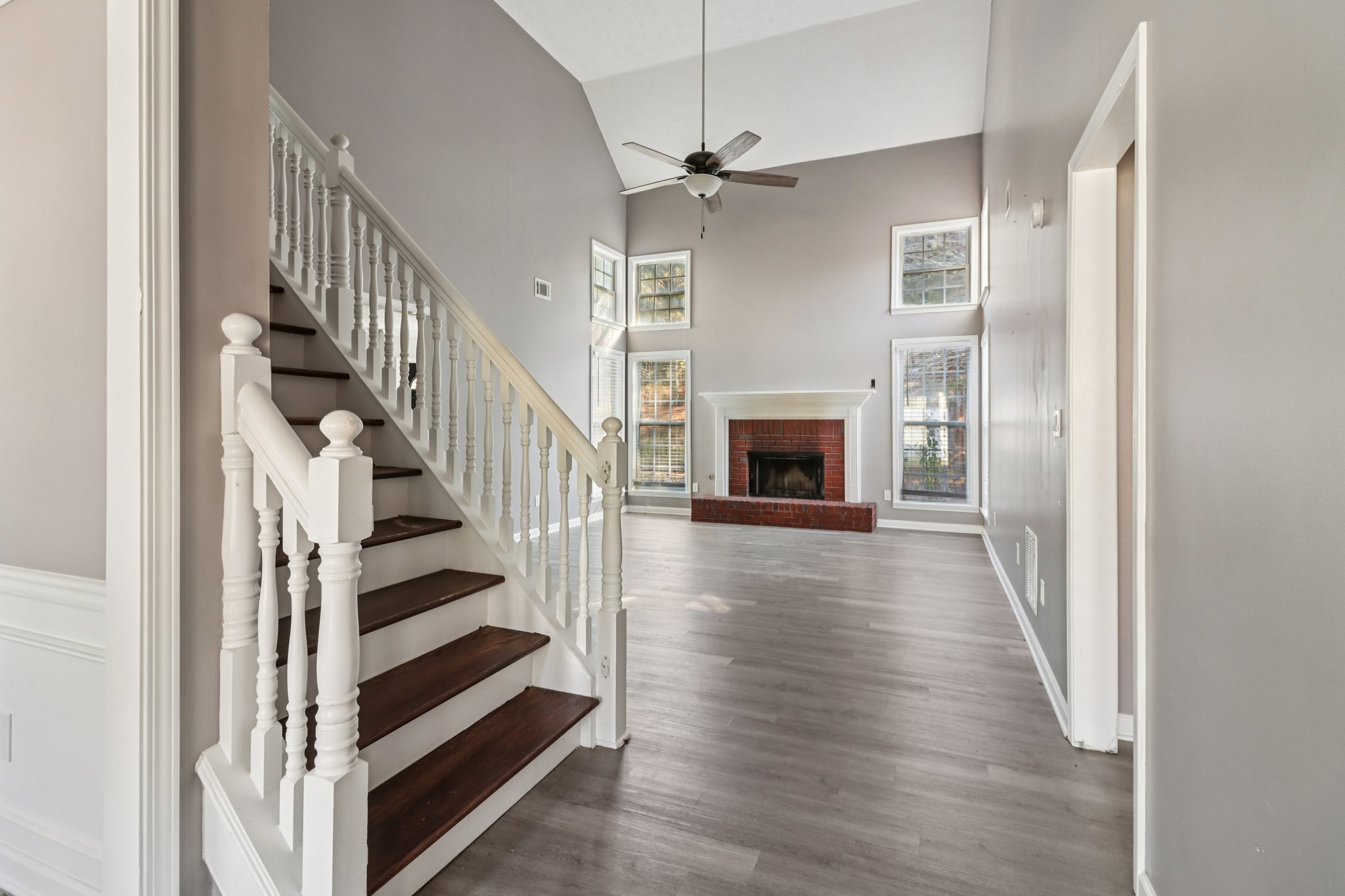 Weeping Willow Ln-S1112-009.jpg