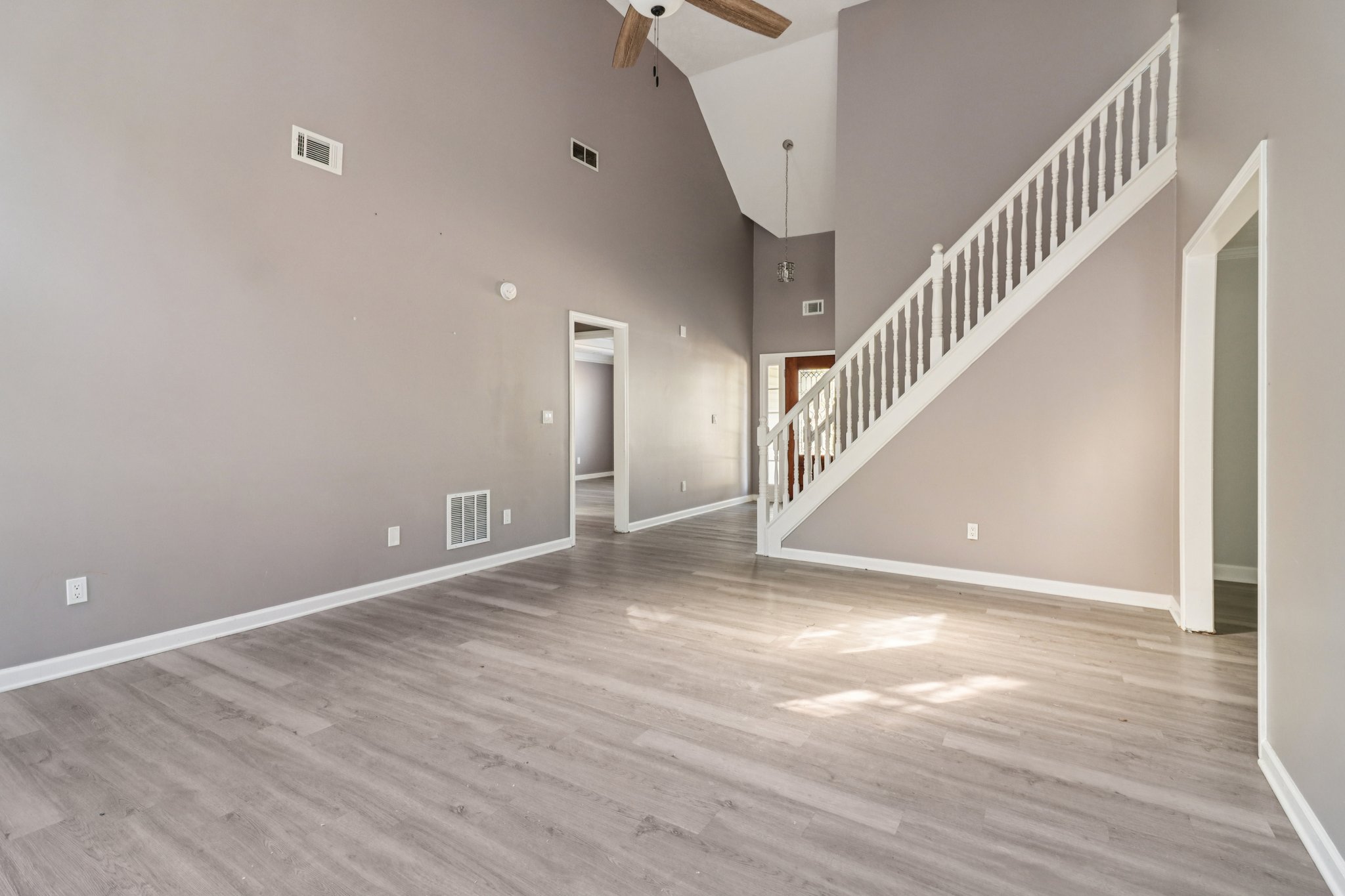 Weeping Willow Ln-S1112-010.jpg