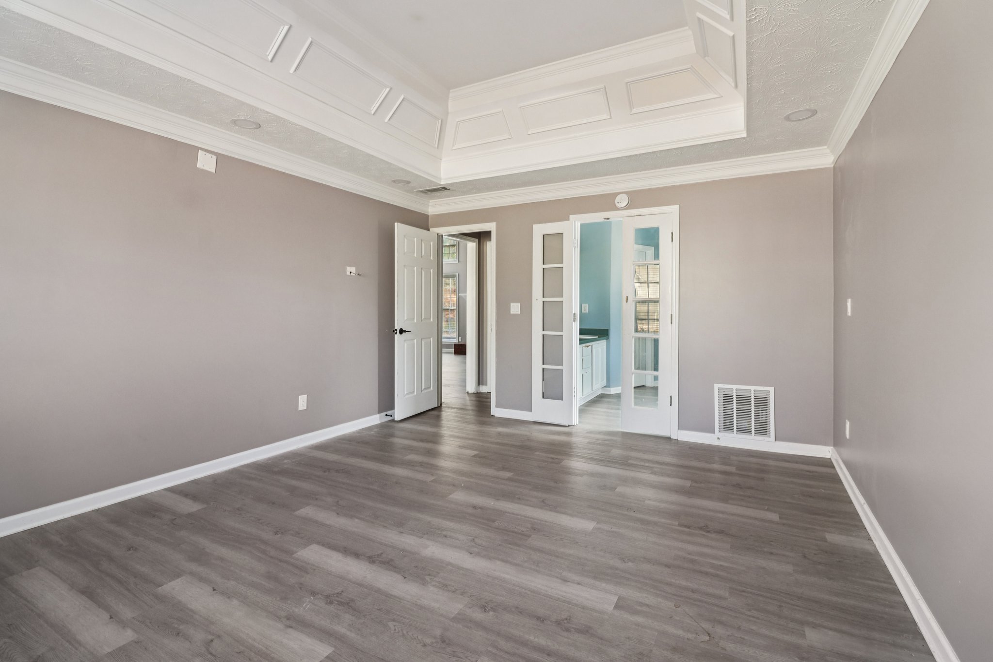 Weeping Willow Ln-S1112-024.jpg