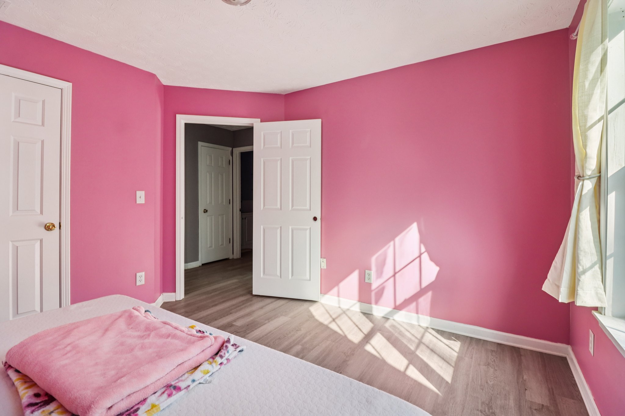 Weeping Willow Ln-S1112-042.jpg