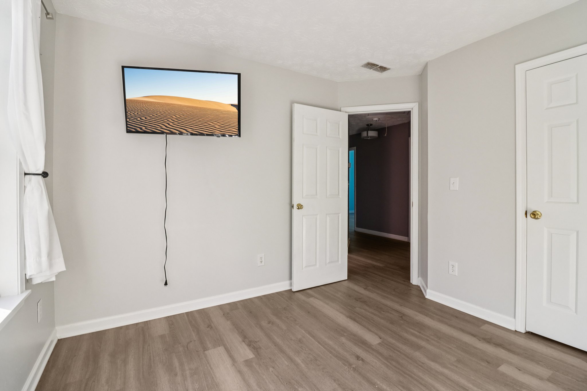 Weeping Willow Ln-S1112-046.jpg