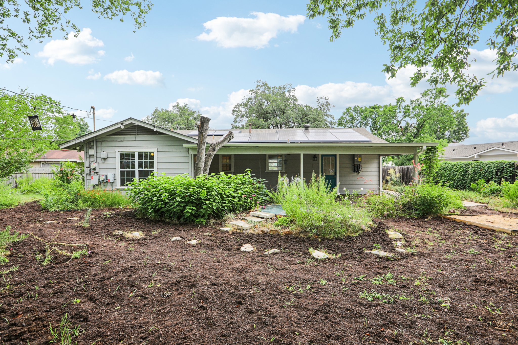 Byron Dr-1306-038.jpg