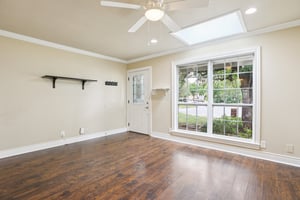 Byron Dr-1306-009.jpg