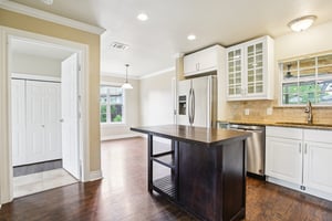 Byron Dr-1306-012.jpg