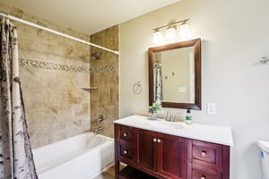 Byron Dr-1306-018.jpg