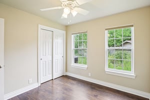 Byron Dr-1306-020.jpg