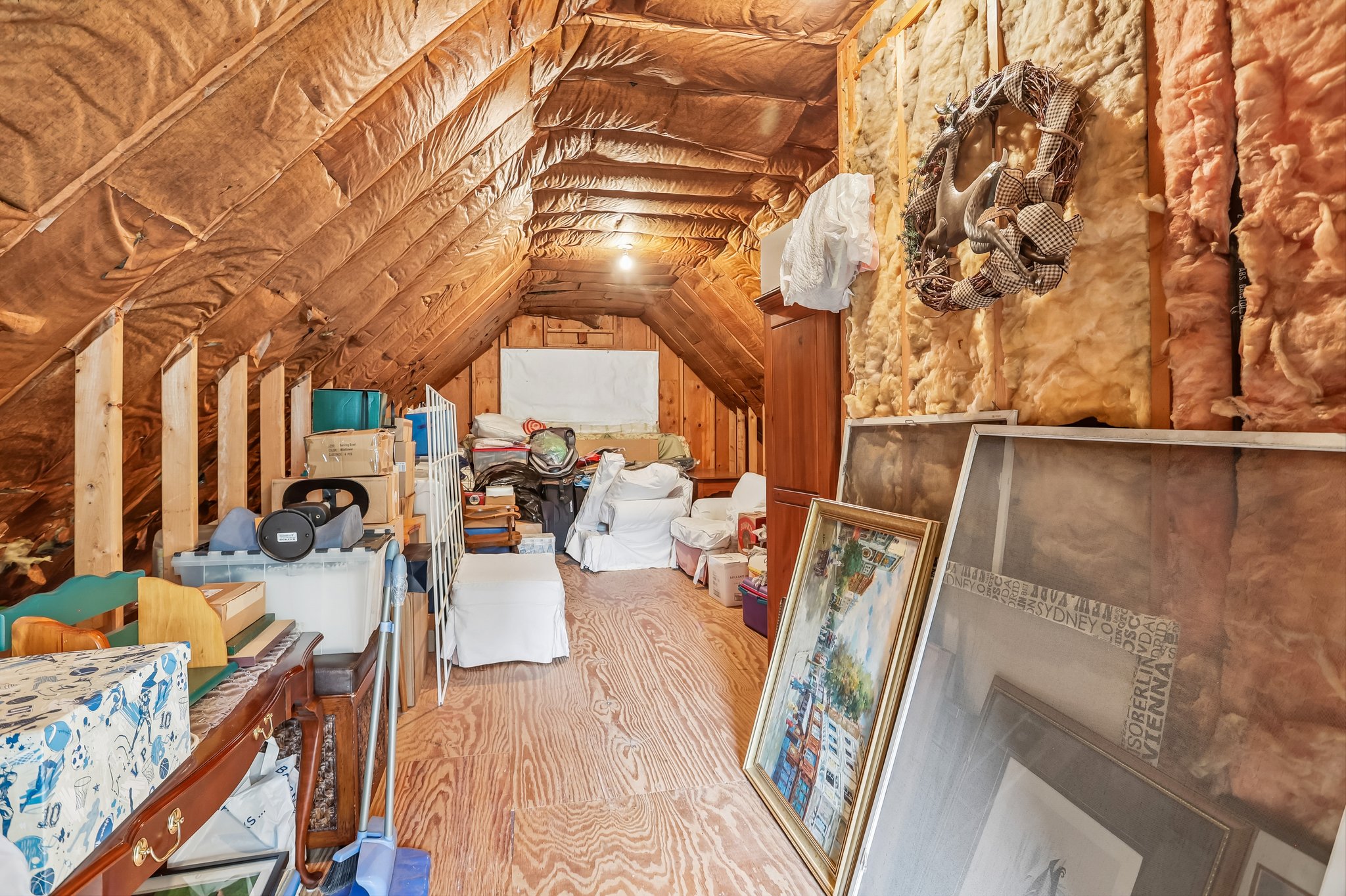 Lilac Rd-S2304-054.jpg