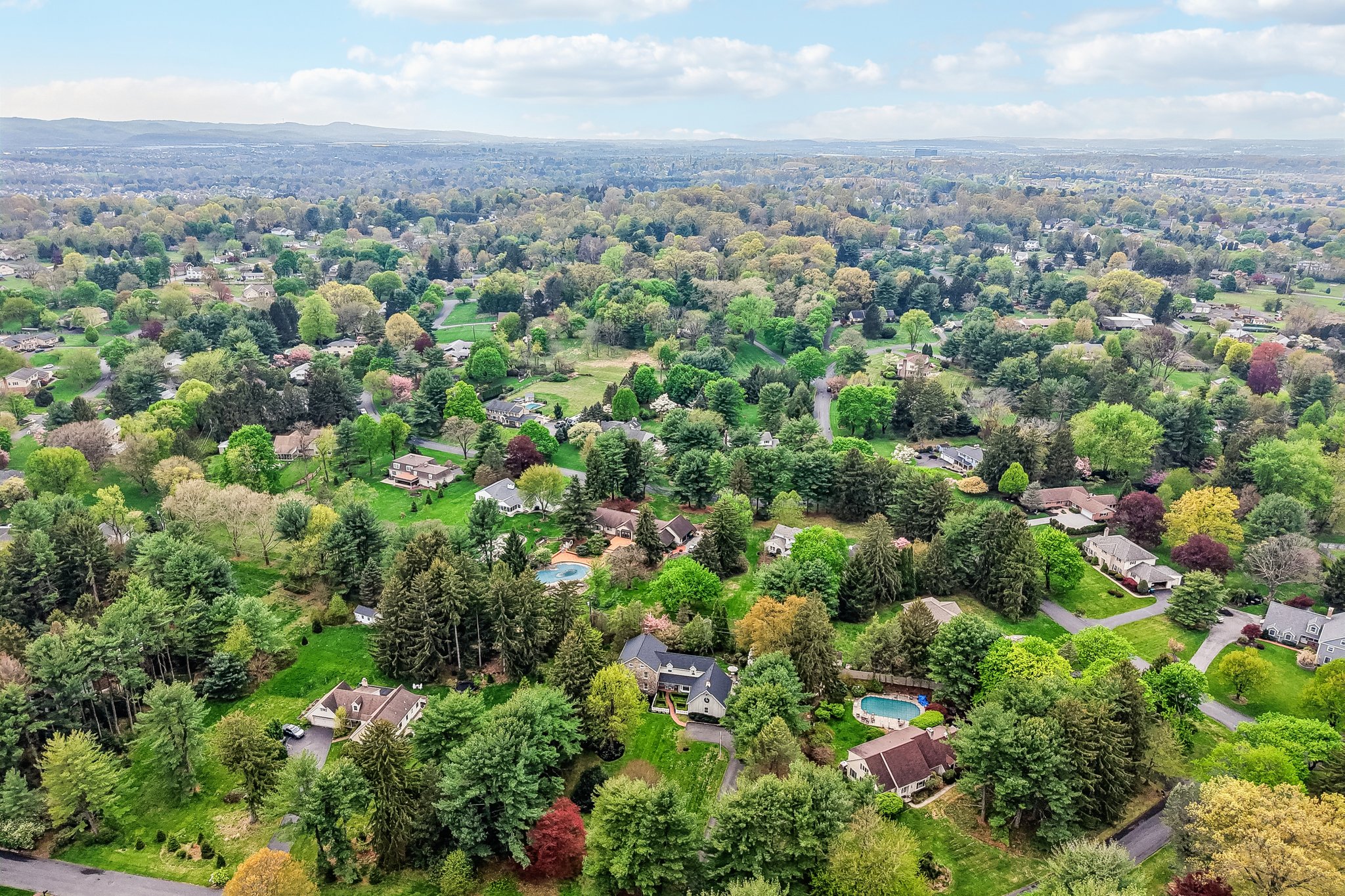 Lilac Rd-S2304-090.jpg