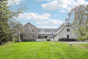 Lilac Rd-S2304-001.jpg