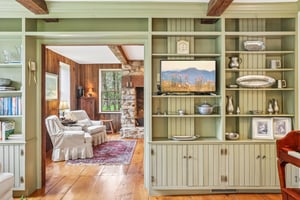 Lilac Rd-S2304-012.jpg