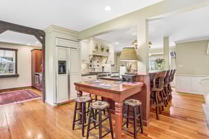 Lilac Rd-S2304-031.jpg