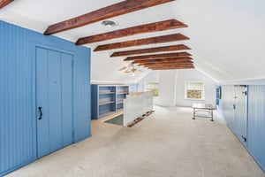 Lilac Rd-S2304-046.jpg