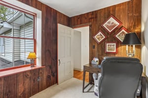 Lilac Rd-S2304-049.jpg