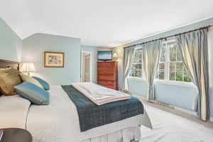 Lilac Rd-S2304-058.jpg