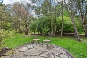 Lilac Rd-S2304-080.jpg