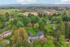 Lilac Rd-S2304-094.jpg