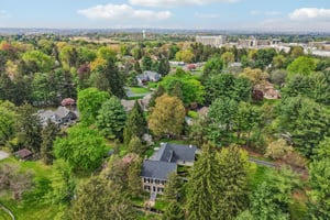 Lilac Rd-S2304-097.jpg