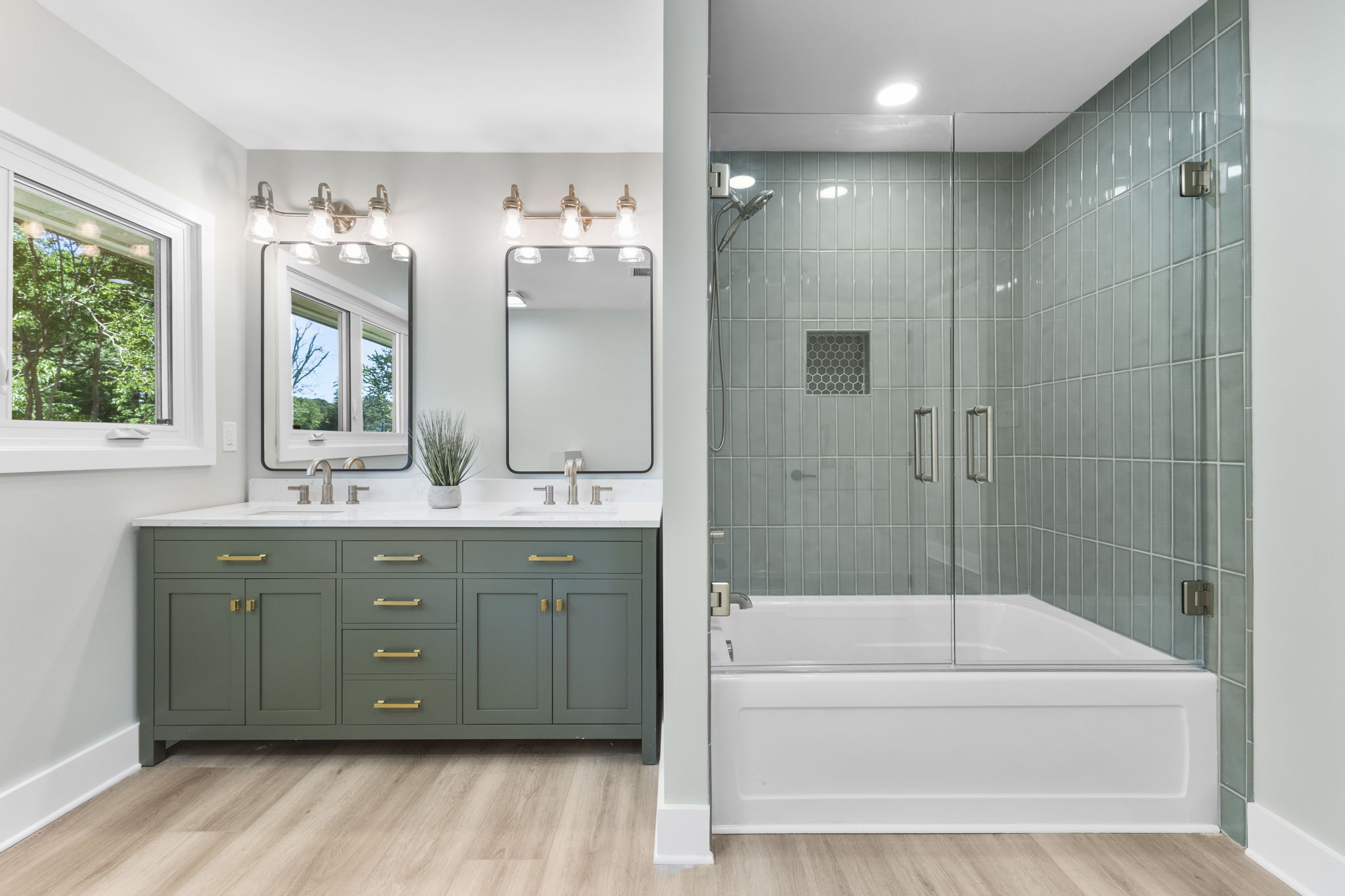  Photo 38
