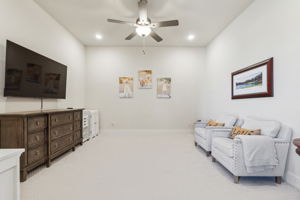3812Outpost_019