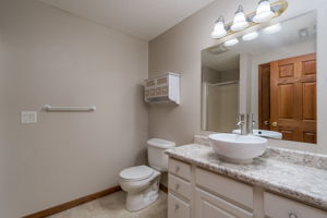  Photo 44
