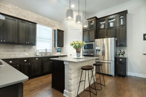 Kitchen/Breakfast Bar