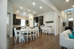 Dining/Kitchen