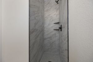  Photo 40