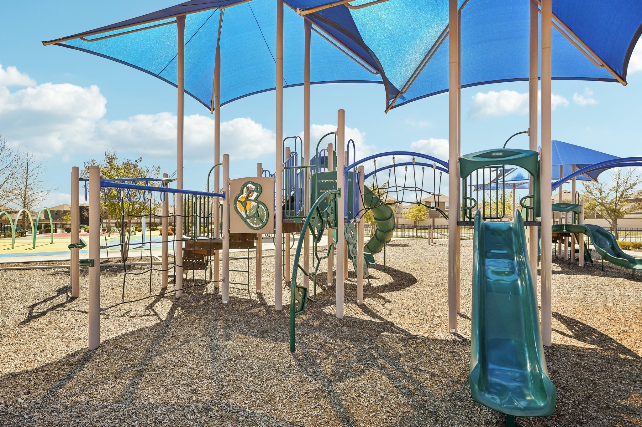 Carducci Dr-1303-910.jpg