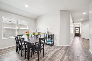 Carducci Dr-S1303-012.jpg