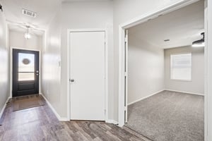 Carducci Dr-S1303-019.jpg